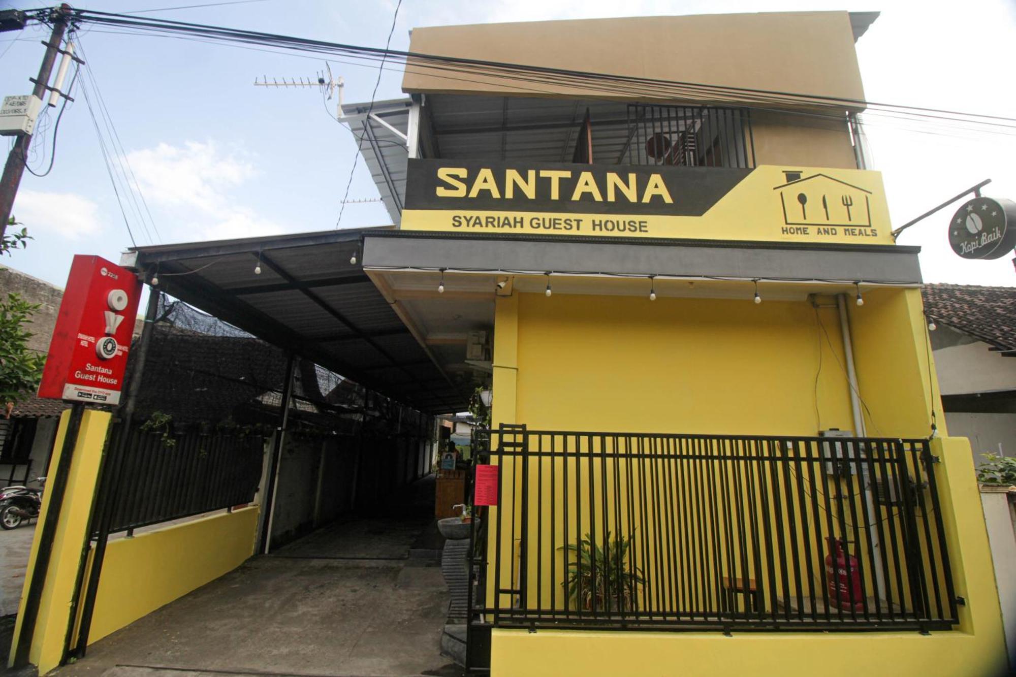 Super Oyo Capital O 2258 Santana Syariah Guest House Kartosuro Kültér fotó