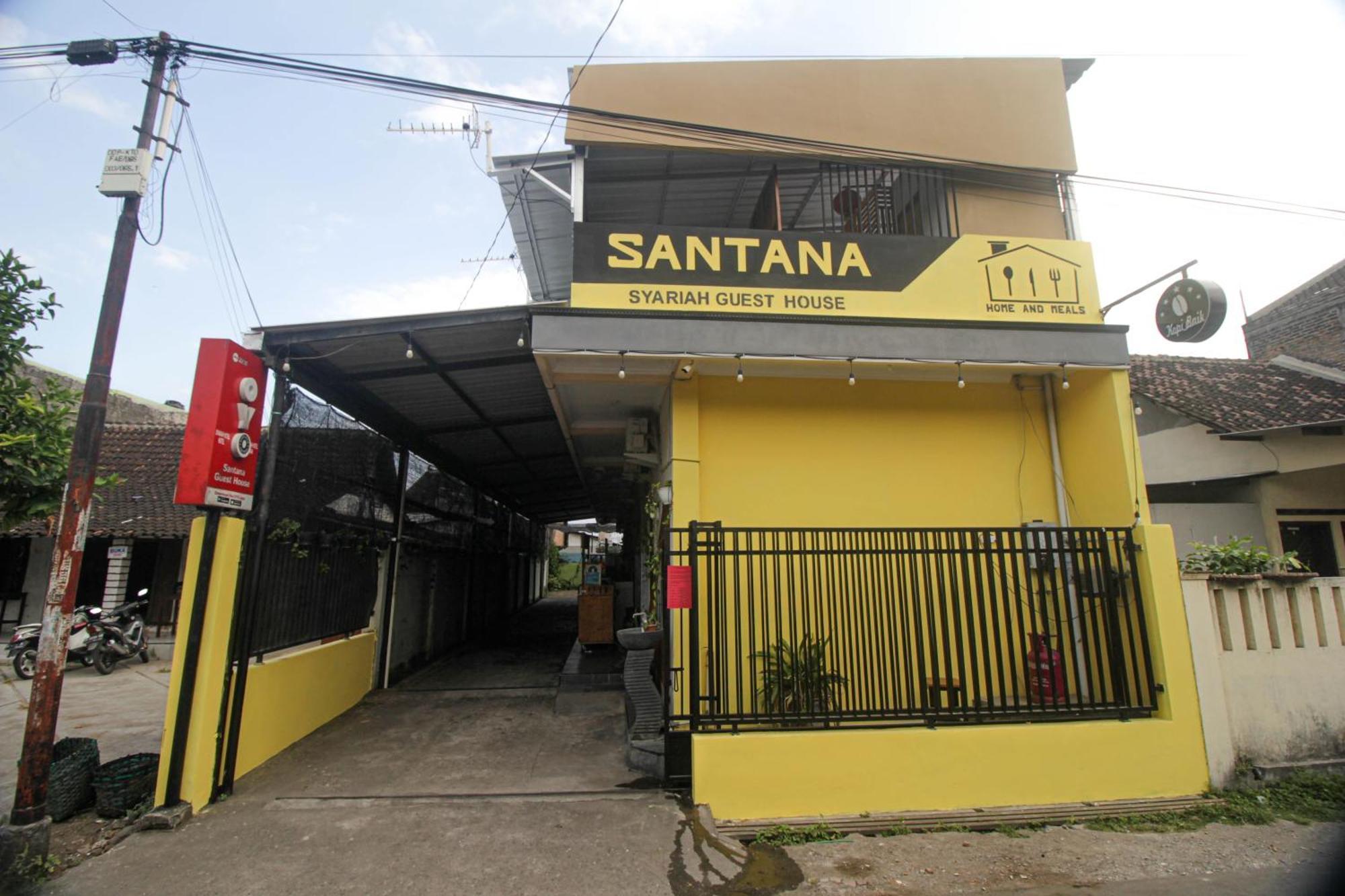 Super Oyo Capital O 2258 Santana Syariah Guest House Kartosuro Kültér fotó
