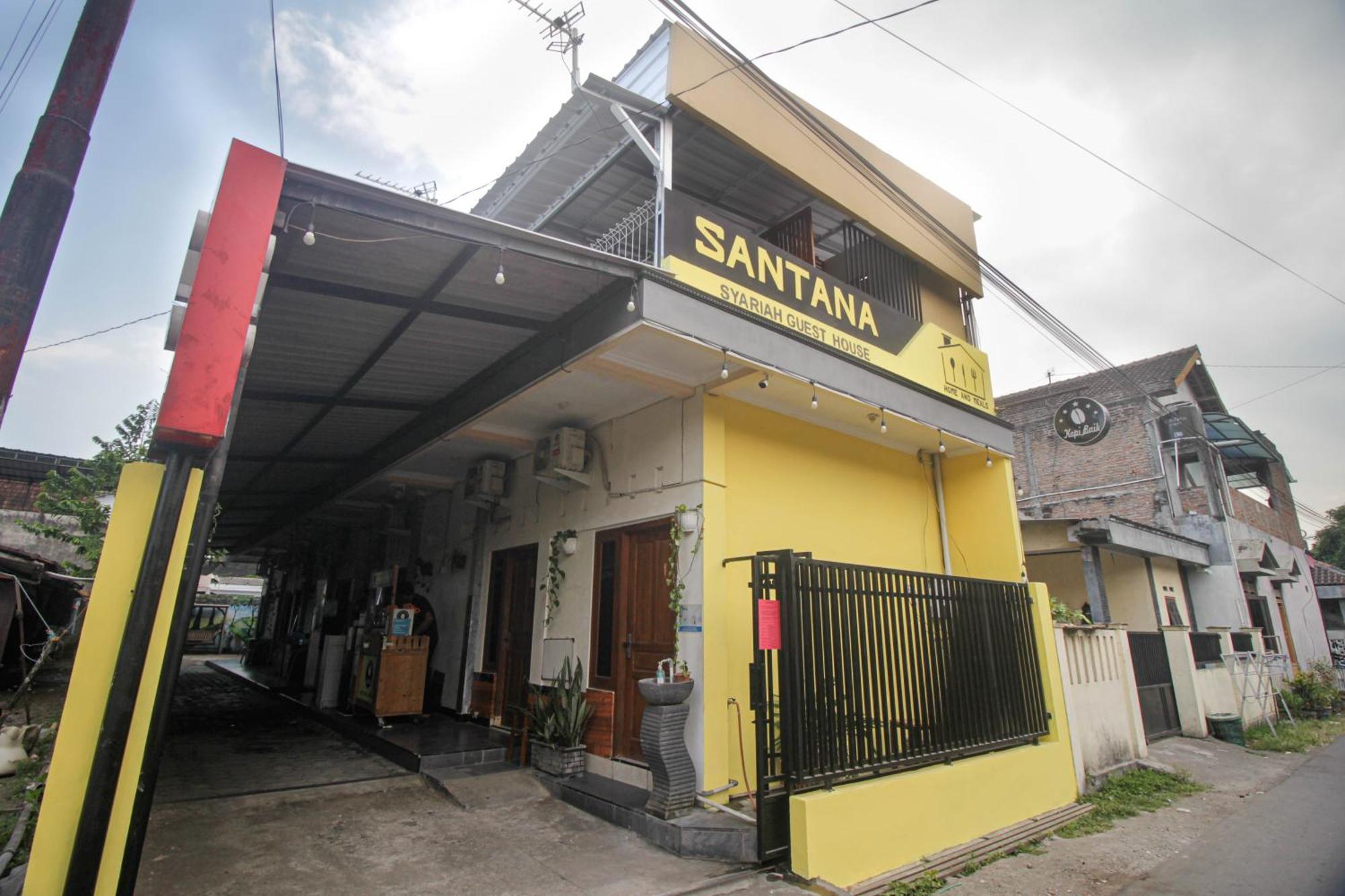 Super Oyo Capital O 2258 Santana Syariah Guest House Kartosuro Kültér fotó